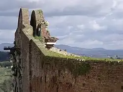 Die Porta Camollia als Teil der Stadtmauern von Siena