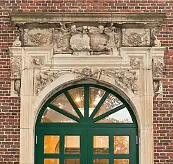 Das bis heute erhaltene Sandsteinportal auf dem Gelände des Museums für Hamburgische Geschichte