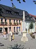 Bad Gottleuba: Postmeilensäule am Markt