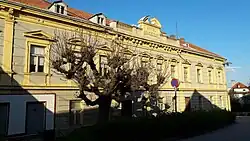 leerstehendes Hotel Rabensteiner in Pottschach