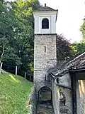 Turm mit Durchgang