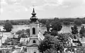 Die Kirche mit Umgebung