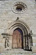 Eiserner Viel­pass­rahmen eines Rund­fensters, Puebla de Sanabria, Kastilien-León