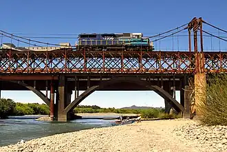 Eisenbahnbrücke über den Río Toltén