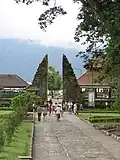 Gespaltenes Eingangstor (Candi bentar)