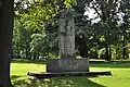 Brentanopark, Kriegsopferdenkmal