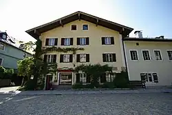 Florianiplatz 10