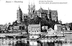 Raddampfer Kronprinz vor der Meißner Albrechtsburg und Raddampfer Haslinger