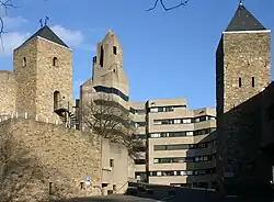 Blick aus Richtung Hauptzugang