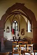 Innenraum der Michaelskapelle am Karfreitag