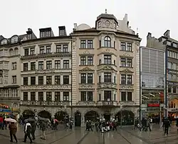 1885 – Augustiner-Bräu, in München, Neuhauser Straße 27, Umgestaltung und Innengestaltung von Emanuel von Seidl