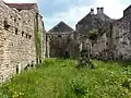 Saint Pierre mit dem alten Friedhof