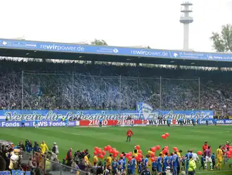 Das Stadion im April 2009 (im Hintergrund der Fernmeldeturm Bochum)