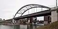 Stabbogenbrücke über den Verbindungskanal, neben der Mühlaubrücke
