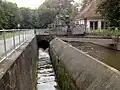 Einleitung des Riehenteichs in die Turbinen des Kraftwerks Riehenteich