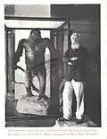 Ernst Haeckel im Phyletischen Museum Jena, Foto 1909[18]