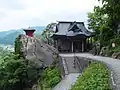 Sutrakopierhalle Nōkyō-dō (納経堂) links und Kaisan-dō (開山堂) rechts