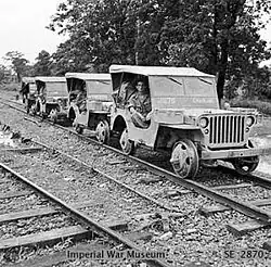 Britische Jeeps zwischen Myitkyina und Mogaung, Burma, 1944