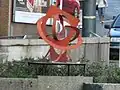 Ältere Moderne Skulptur, 2007 entfernt