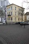 Stammhaus, Westseite