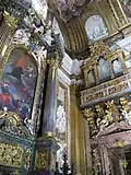 Kapelle des Heiligen Ignatius von Loyola mit Altargemälde und Orgel