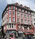 Rosenstraße 6, mit Rosen-Apotheke, Eckbau in barockisierenden Formen, 1909–1910