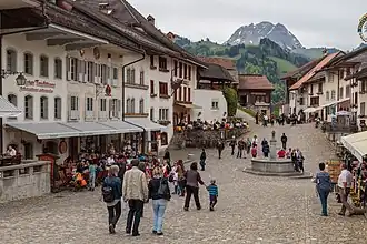 Burgstrasse mit Moleson