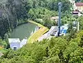 Kraftwerk in Maxhofen: links Pumpspeichermaschinenhaus Oberberg 1, rechts Großdieselanlage