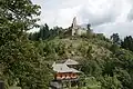 Ruttenstein mit der Schutzhütte unterhalb
