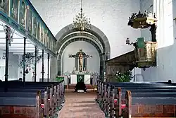 Innenraum der St. Marien-Kirche zu Sörup mit der Kanzel Hans Gudewerdt des Jüngeren