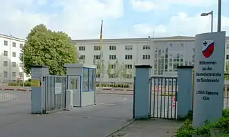Einfahrt zur Lüttich-Kaserne