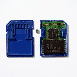 Geöffnete SD-Karte (Panasonic, 16&nbsp;MB)