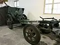 Motorhaubitze 12/39 mit Protze