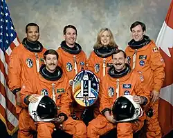 v.&nbsp;l.&nbsp;n.&nbsp;r. Robert Curbeam, Kent Rominger, Stephen Robinson, Jan Davis, Curtis Brown, Bjarni Tryggvason