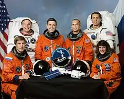 v. l. n. r. Sergei Krikaljow, Jerry Ross, Robert Cabana, Frederick Sturckow, James Newman, Nancy Currie