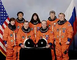 v. l. n. r. Wendy Lawrence, Franklin Chang-Diaz, Dominic Pudwill Gorie, Janet Kavandi, Charles Precourt, Waleri Rjumin, Andrew Thomas