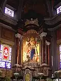 Hochaltar der Wallfahrtskirche mit der Krönung der Gottesmutter in den Himmel