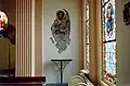 Rechter Seitenaltar mit Christus-Darstellung