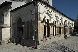 Vorhalle