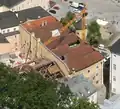 Blick von oben auf eine Grabendach-Reihe (Salzburg, Kapitelplatz)