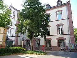 Hauptgebäude