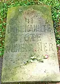 Gedenkplatte für 41 auf dem Evakuierungsmarsch von Farge nach Sandbostel umgekommene Häftlinge