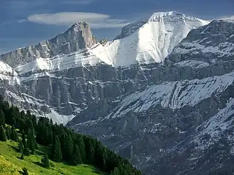 Sanetschhorn (rechts) und Gstellihorn (links) von Westen