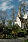 St. Donat mit Kirche und Kriegerdenkmal