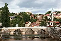 Šeher-Ćehaja-Brücke über die Miljacka
