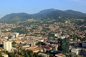 Der Trebević von Sarajevo aus gesehen