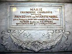 Inschriftentafel des Sarkophags.