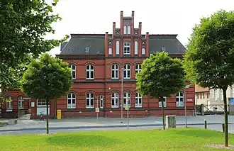 Ehemaliges Postamt heute Bibliothek, Archiv und Bauamt, 2015