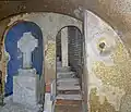 Grabkreuz in der Krypta
