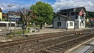 Perrons und Aufnahmegebäude (2018)